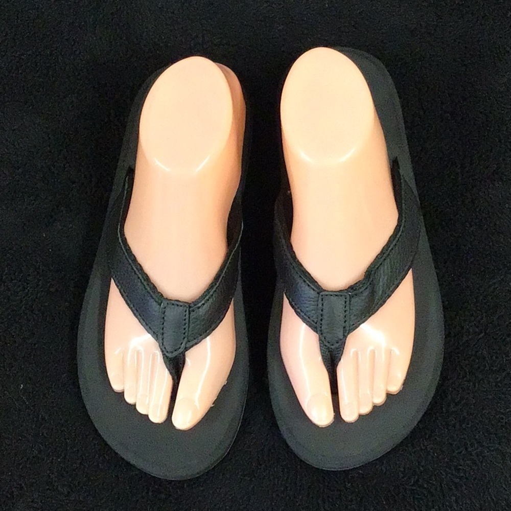 GLITTERFLOPS Black size 9 (Style No Longer Available)